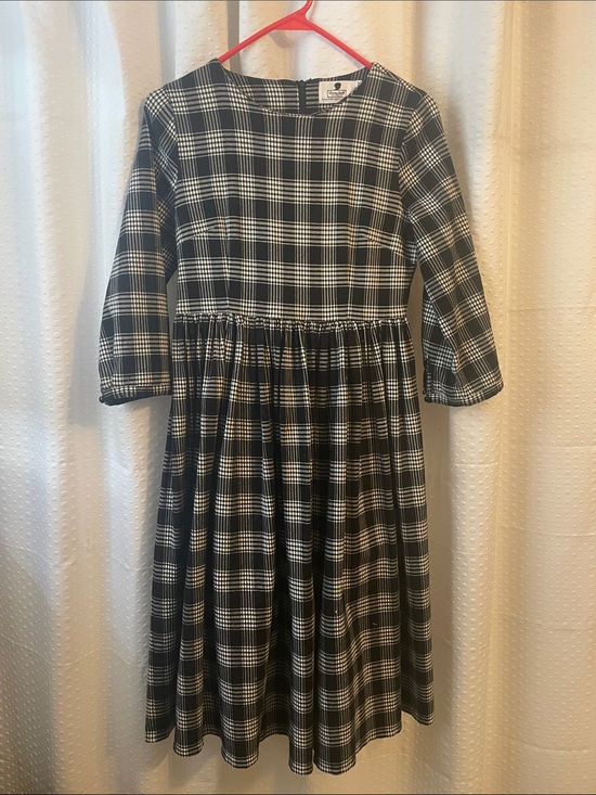 Dainty Jewells Dresses & Skirts - Dainty Jewells Black and White Plaid Dress